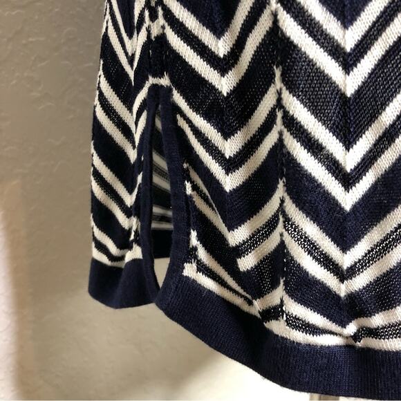 WHBM navy and white chevron knit lightweight sweater tunic size Small - Picture 5 of 15
